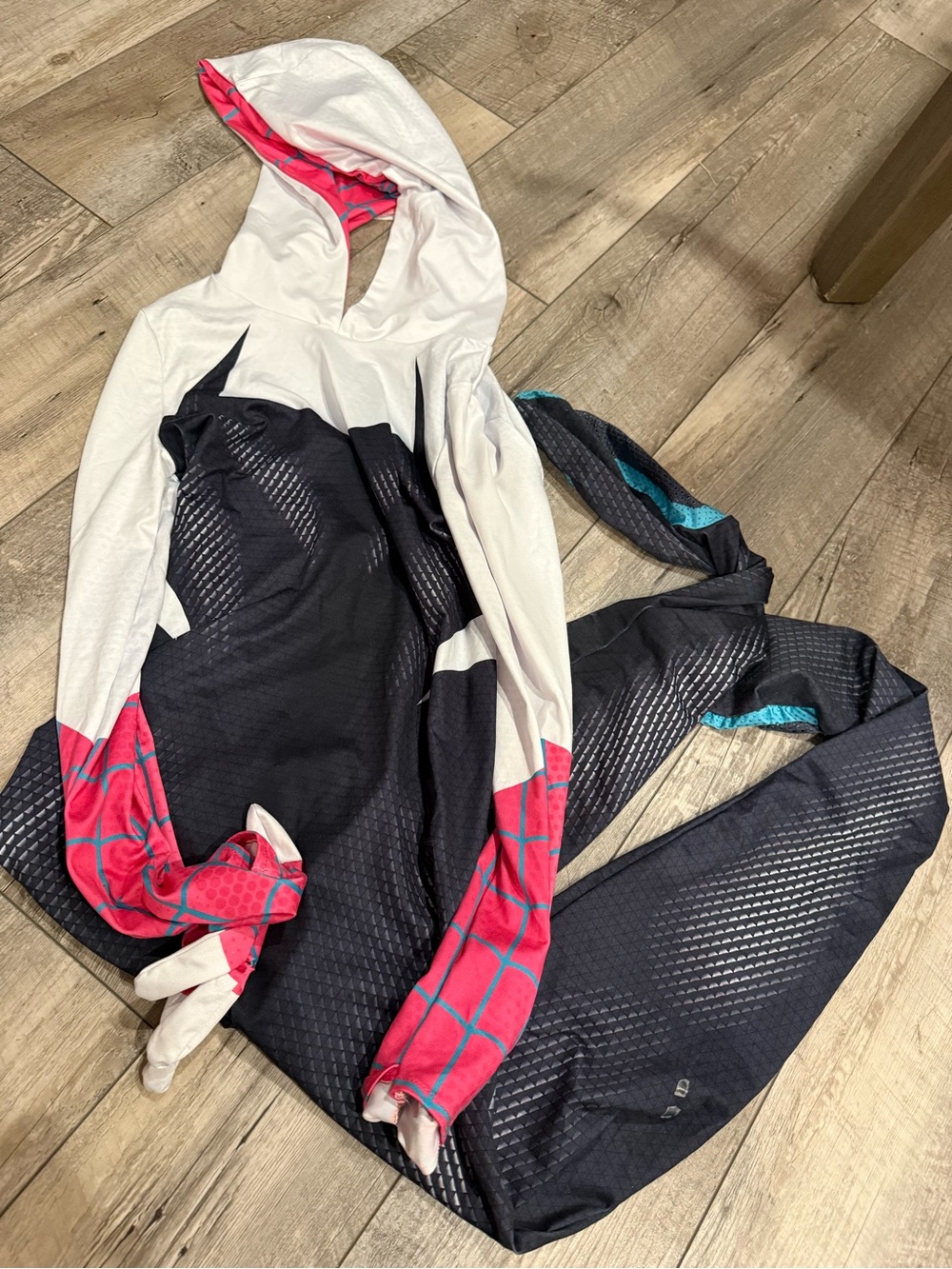 Girls Ghostspider XL Spider-Man body suit